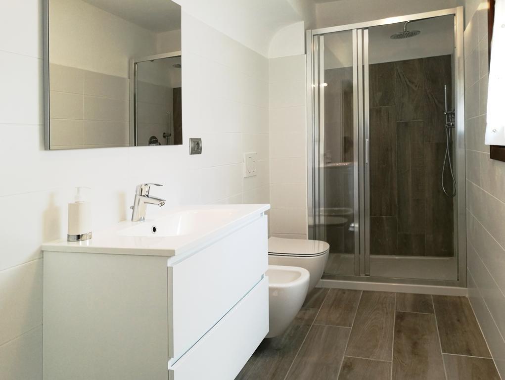 말그라테 Le Residenze Del Conte Agudio 아파트 외부 사진